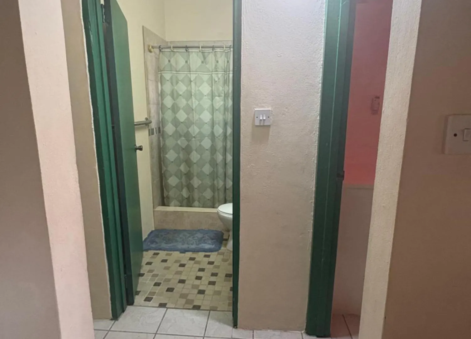 The Glasford Nook Basseterre